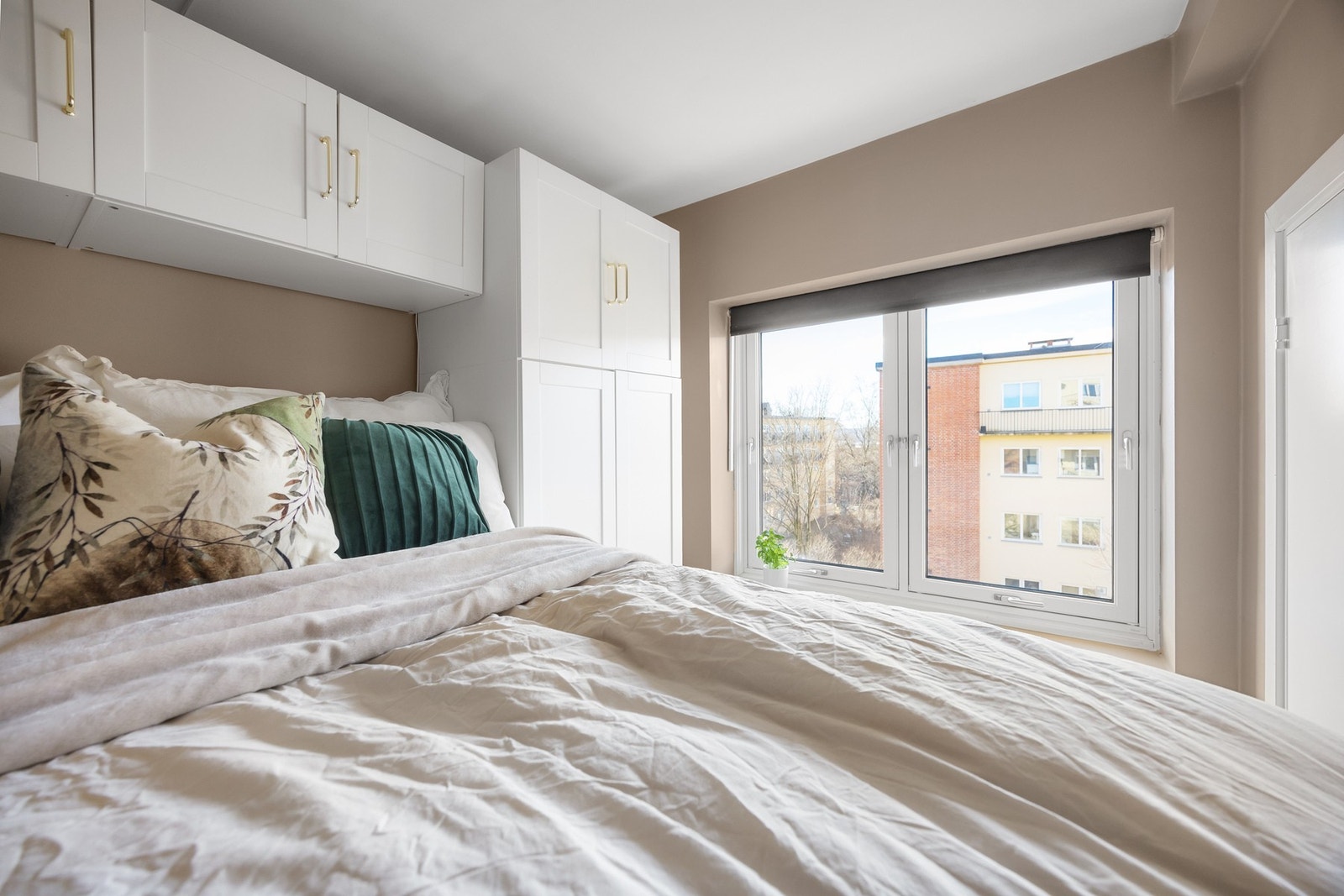 Hyggelig utsyn fra soverommet. Galleribilde