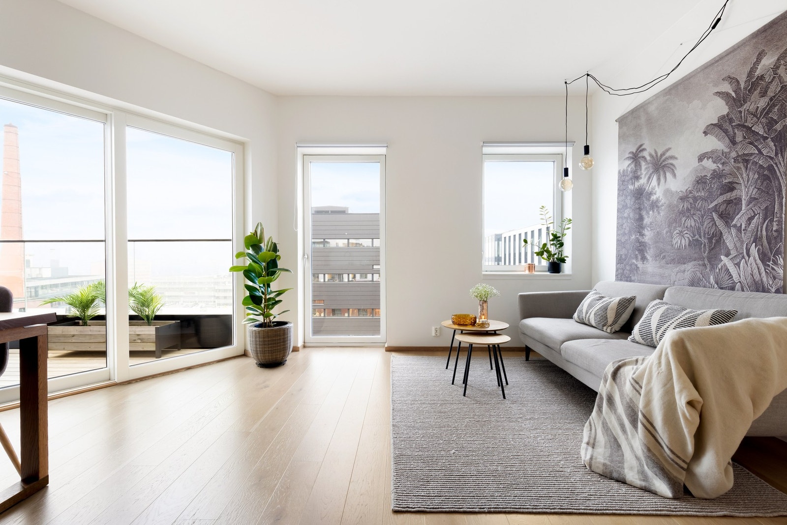 Leilighetens plassering sørger for lite innsyn og alle rom oppleves privat. Galleribilde