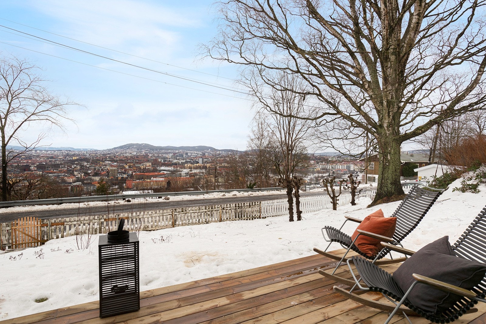 Upåklagelig utsikt fra terrassen. Galleribilde