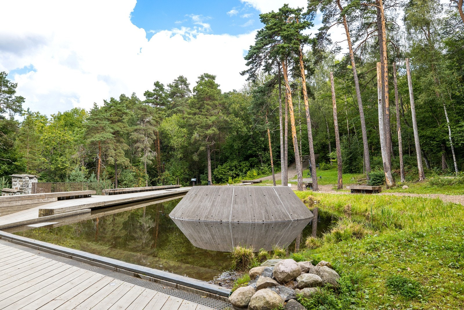 Fra boligen er det kort vei til Skulpturparken. Galleribilde