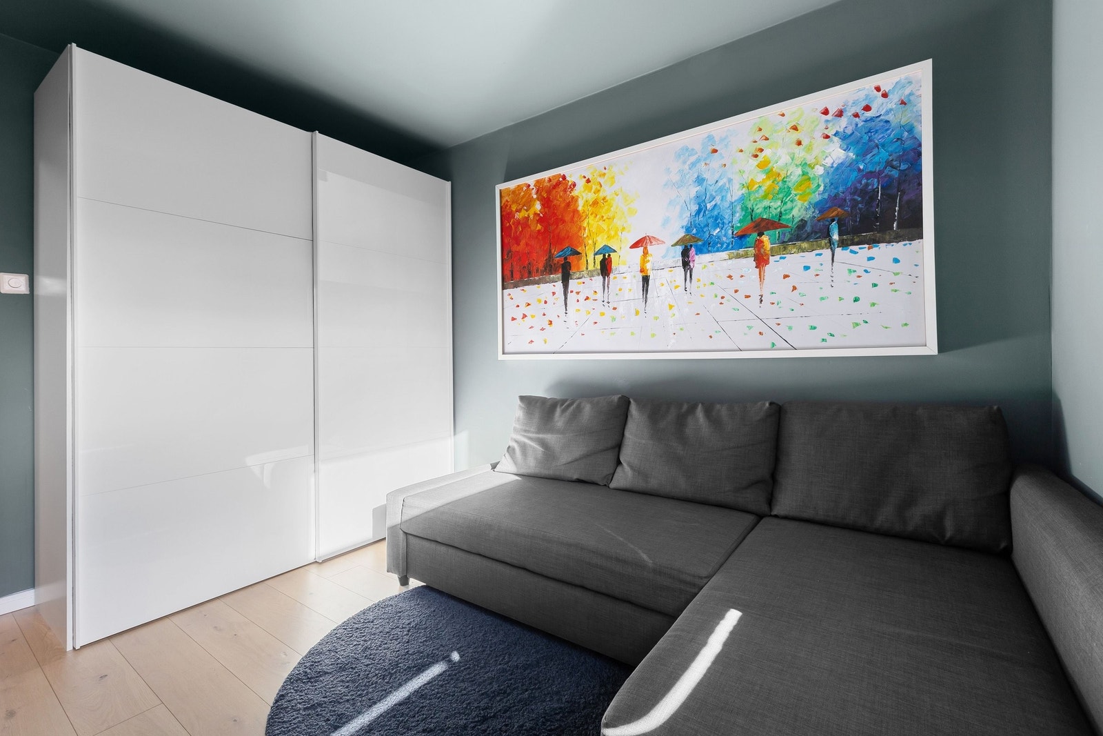 Soverom 1. Soverommet er på 10 m2 og kan romme dobbeltseng, nattbord og klesskap. Galleribilde