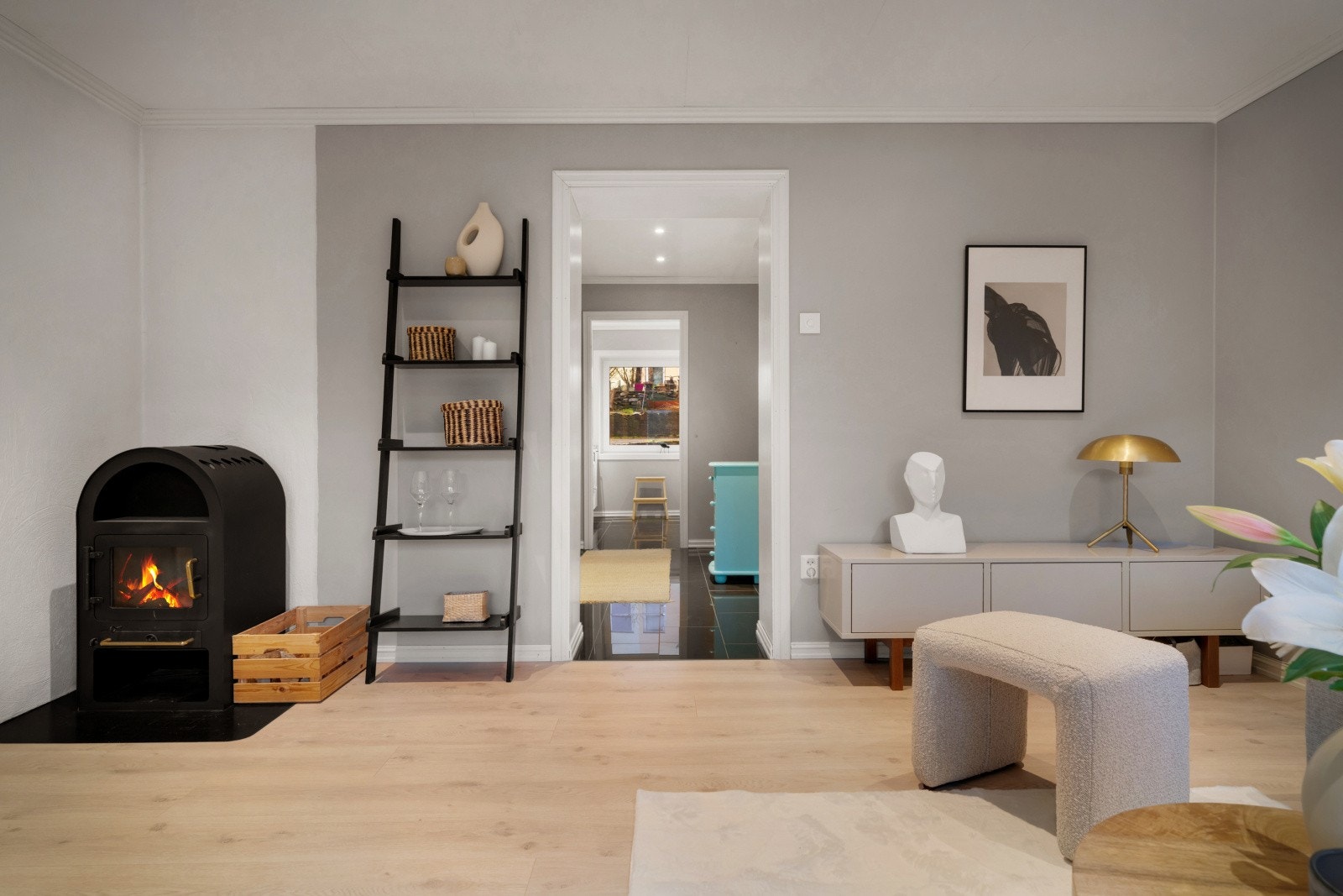 Vedovn som varmer godt i de kaldeste månedene. Energieffektivt. Galleribilde