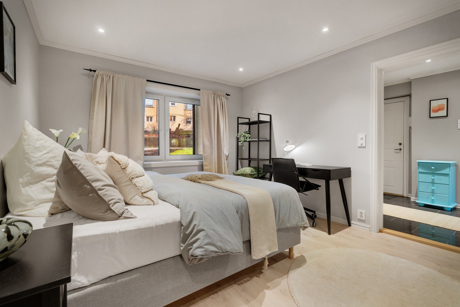 Hovedsoverom er på hele 16,6 m2 Galleribilde