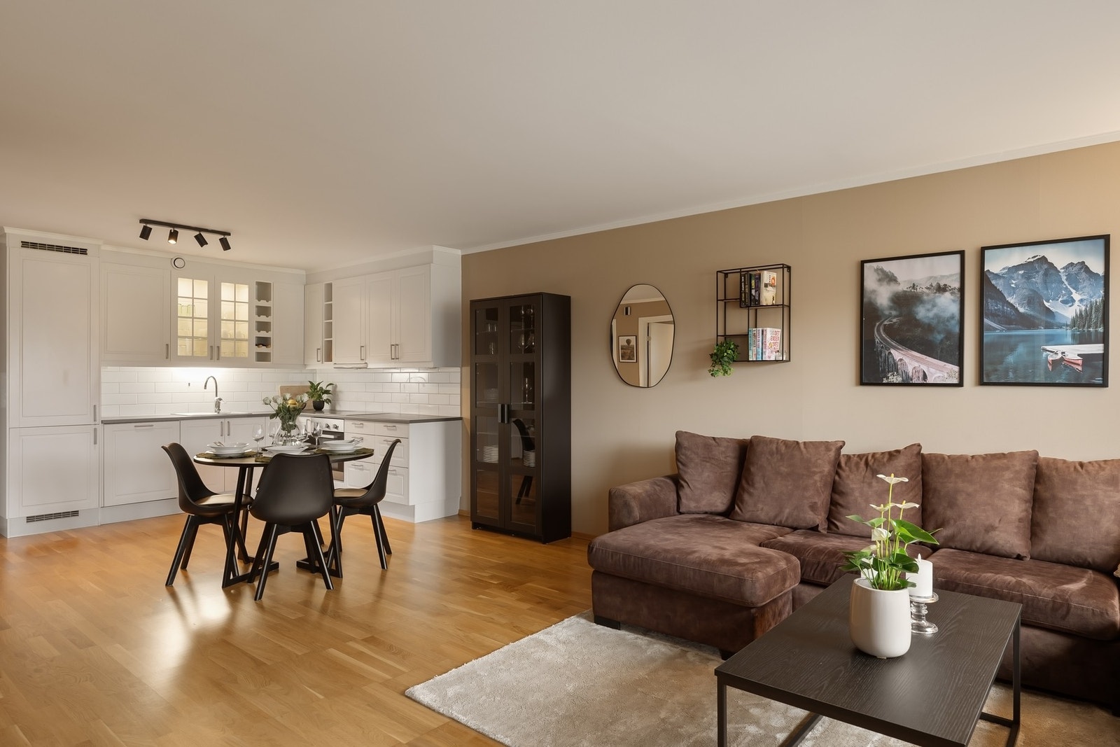 Det er varmekabler i alle rom bortsett fra soverommene og teknisk rom. Galleribilde