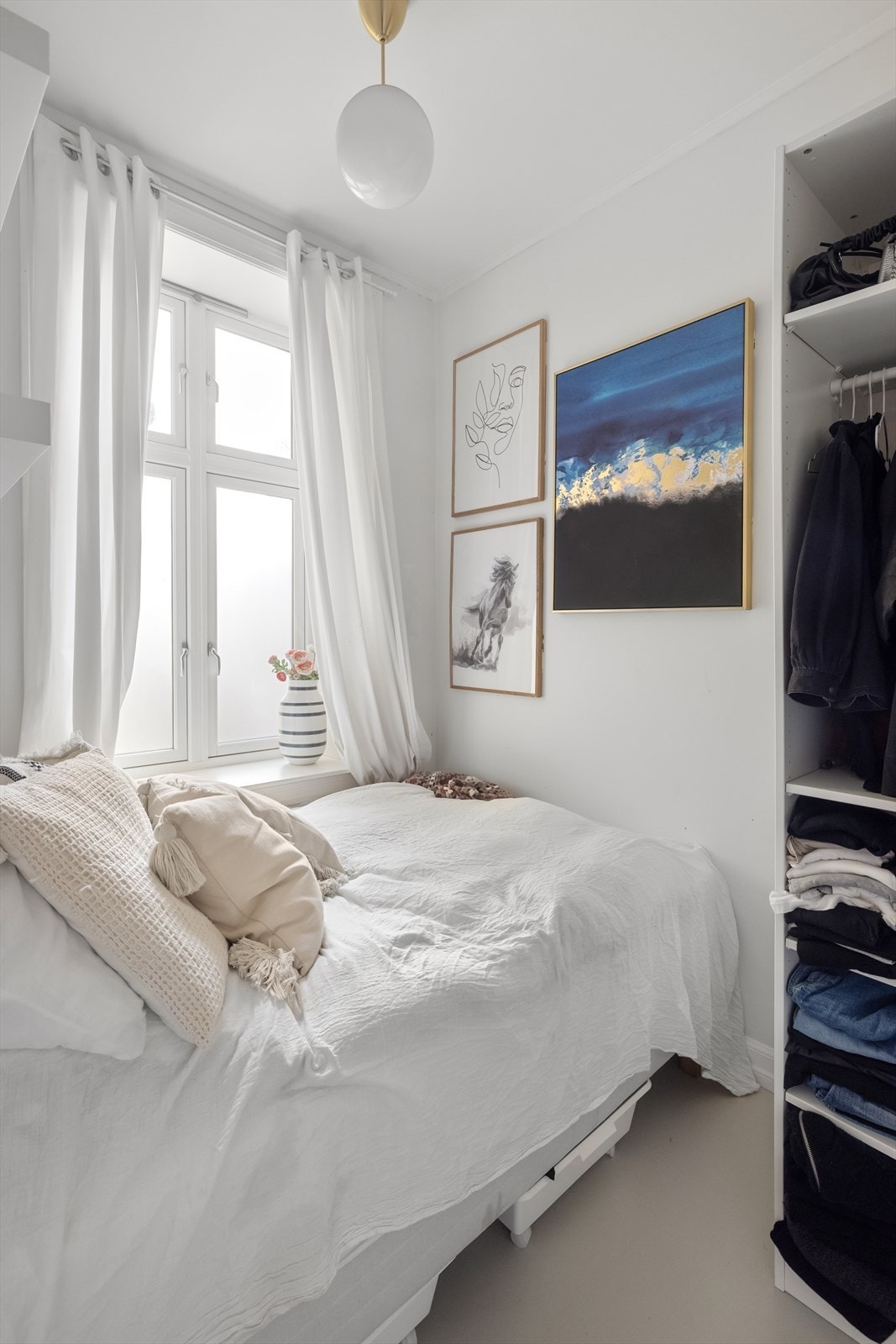 Passer ypperlig som barnerom, gjesterom eller hjemmekontor. Galleribilde