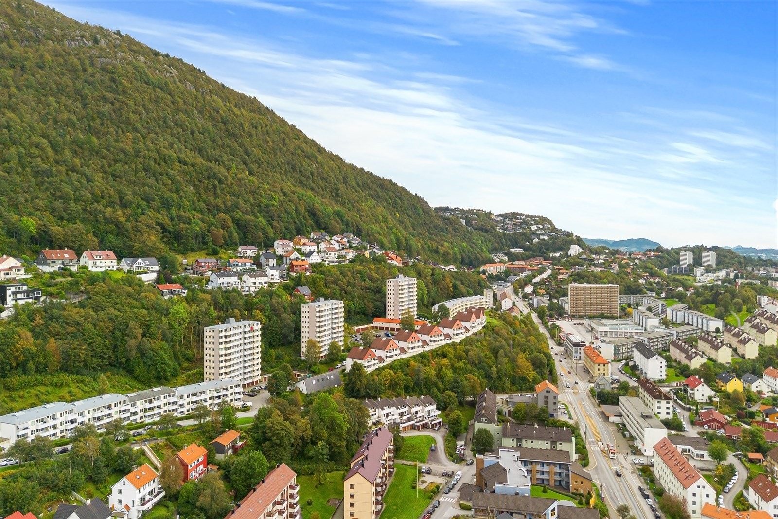 Velkommen til en trivelig visning i foten av Ulriken. Husk påmelding! Galleribilde