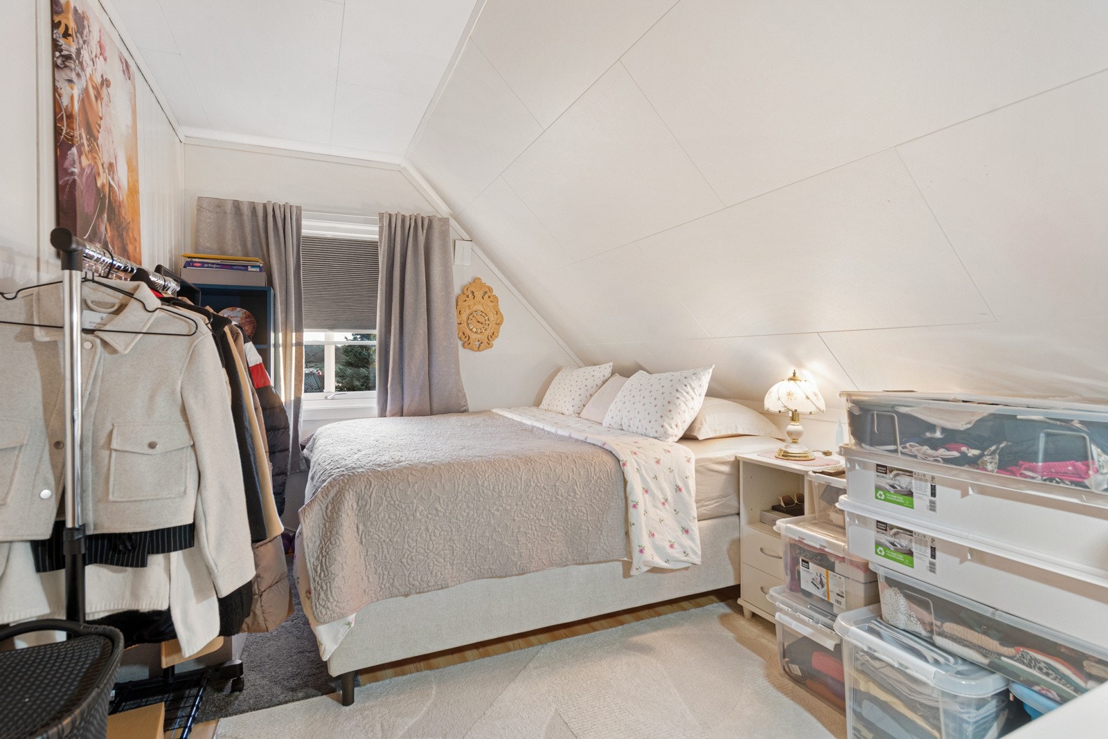 Soverom i 2. etasje til hoveddel Galleribilde