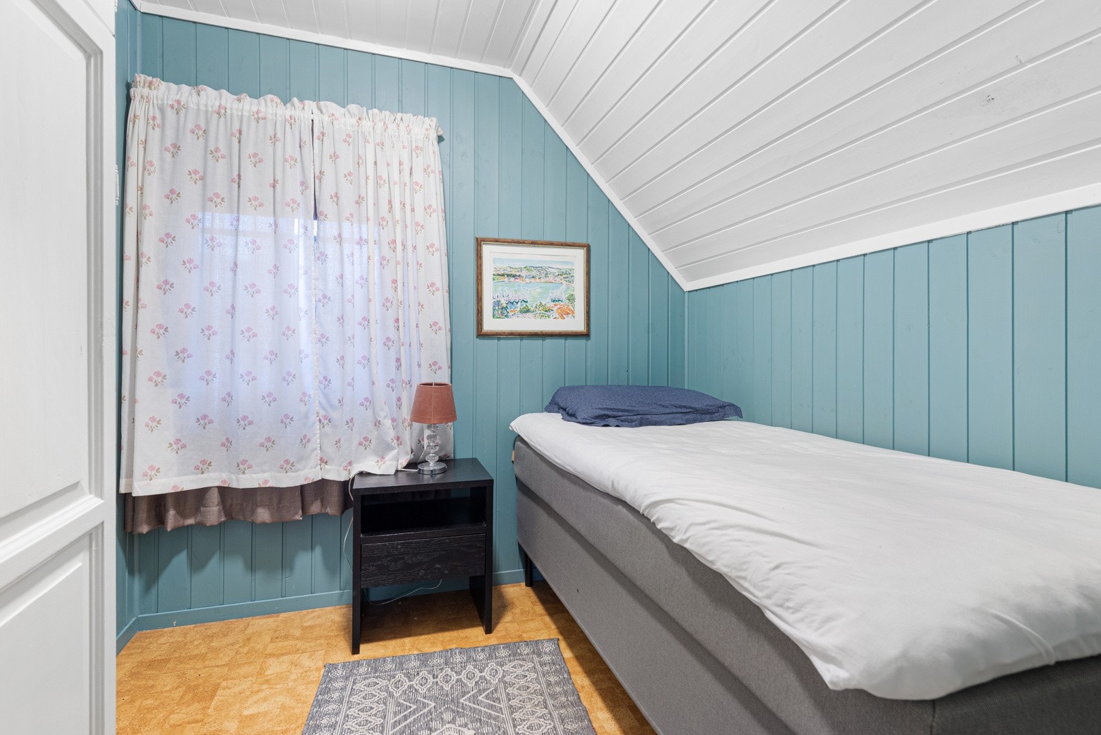 Soverom i utleiedelen i garasjen Galleribilde