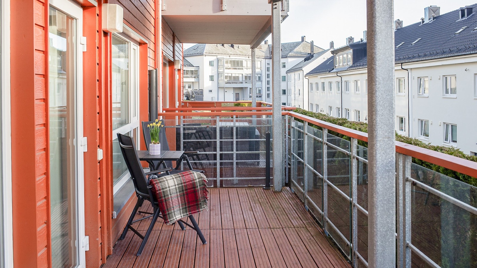 Her er det god plass til utemøbler. Galleribilde