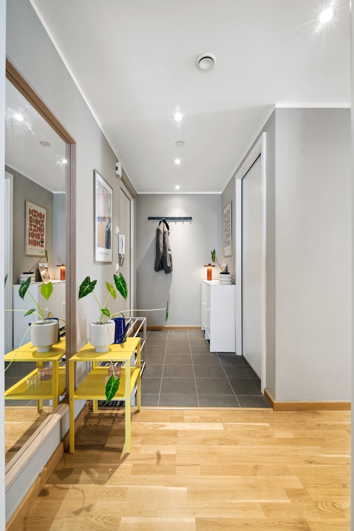 Gang/entré. Galleribilde