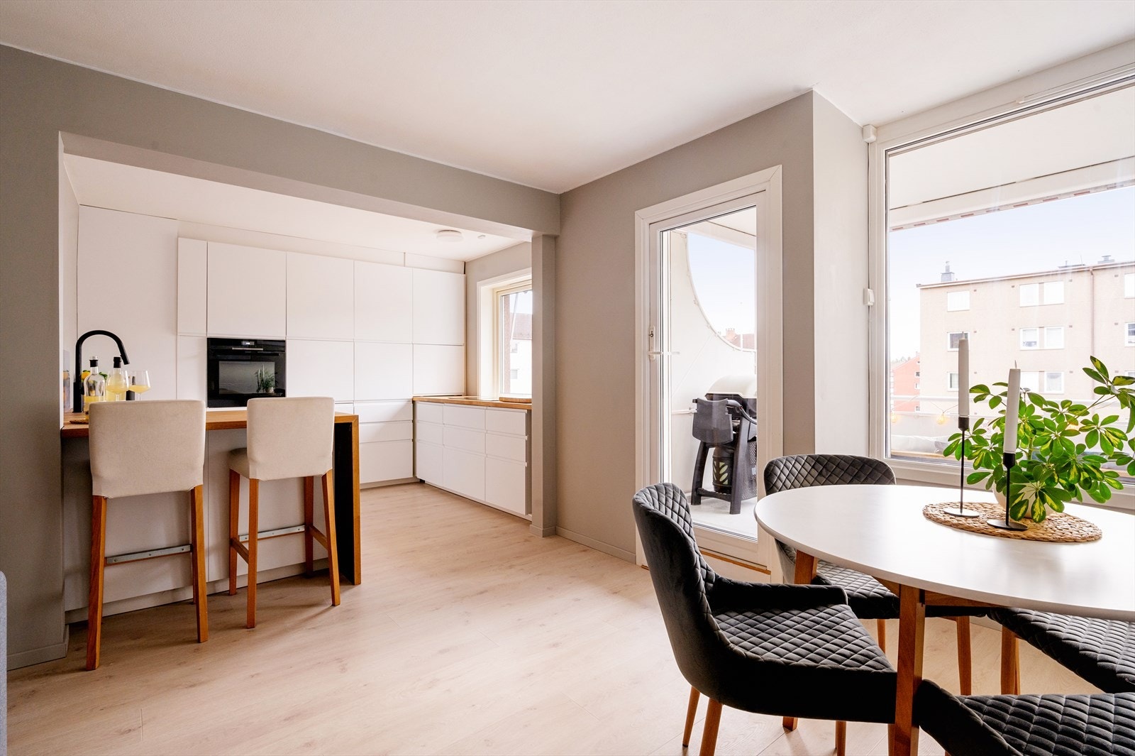 Sebastian Westgård ved DNB Eiendom presenterer Solbergliveien 118B! Galleribilde