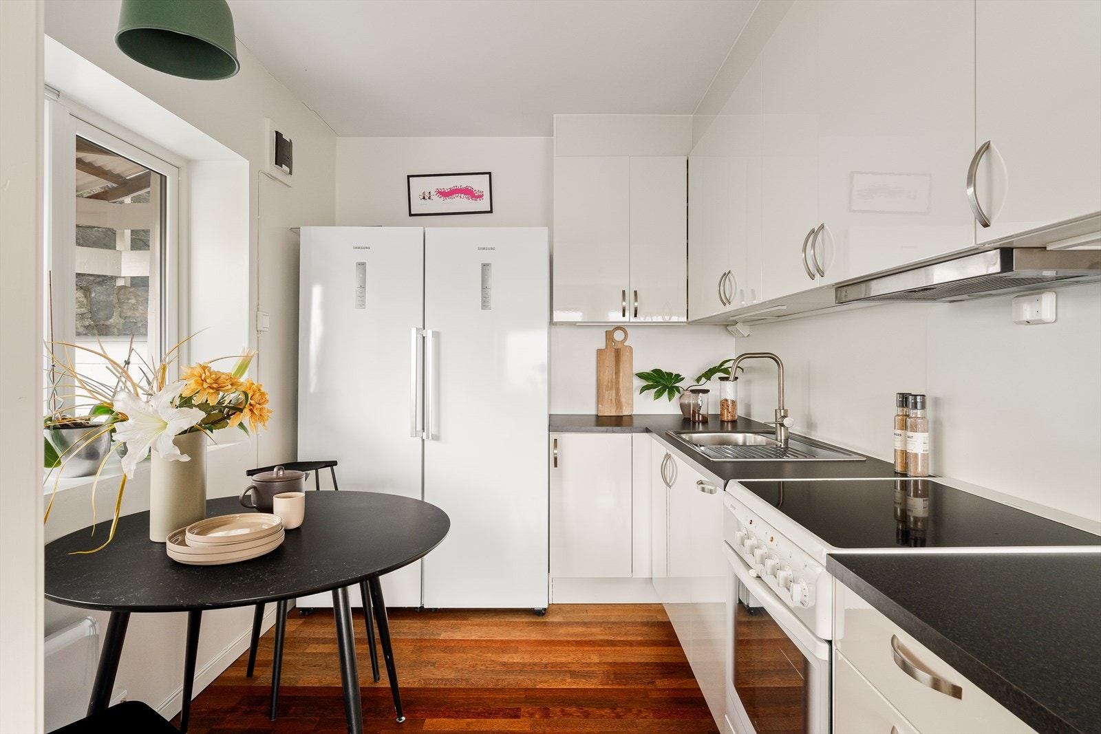 Kjøkkenet i utleiedelen ble oppgradert i 2020. Galleribilde