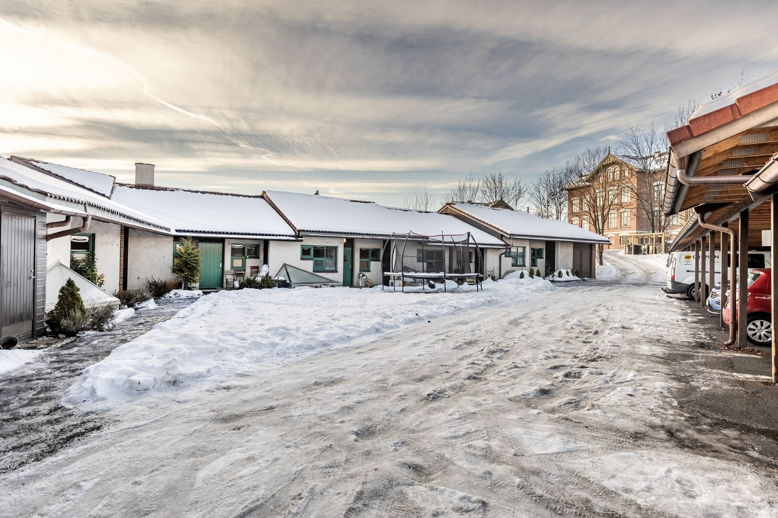 Felles uteplass Galleribilde