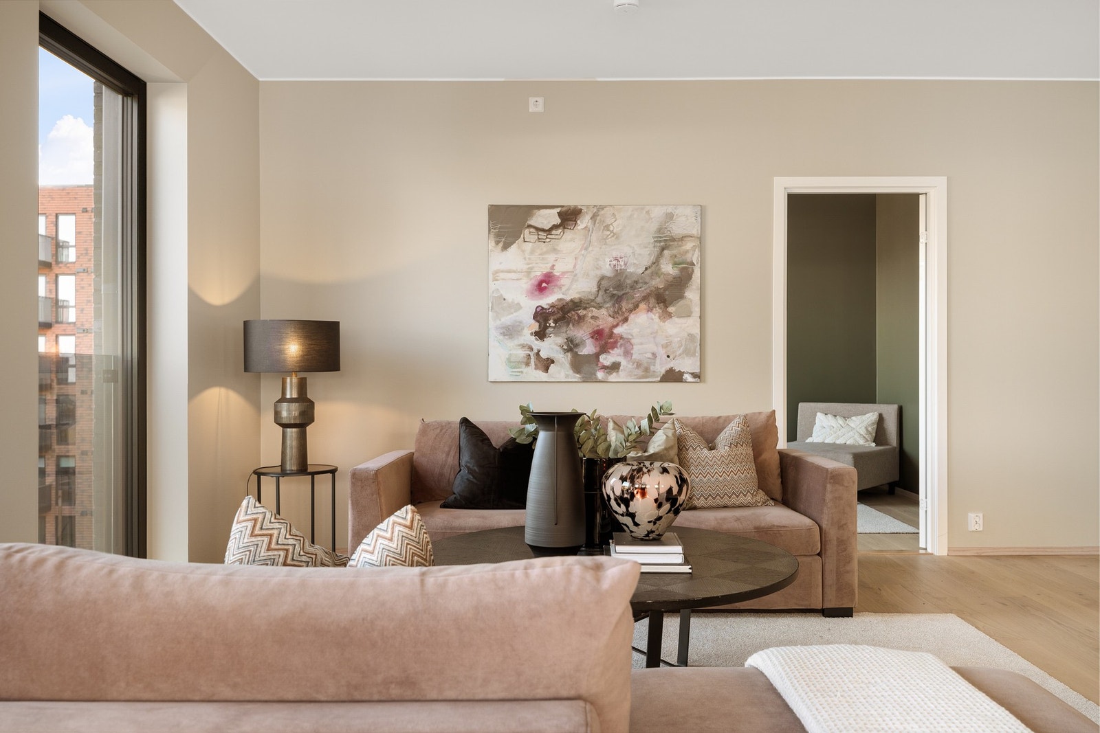 God nyboligstandard med bl. a. vannbåren gulvvarme Galleribilde