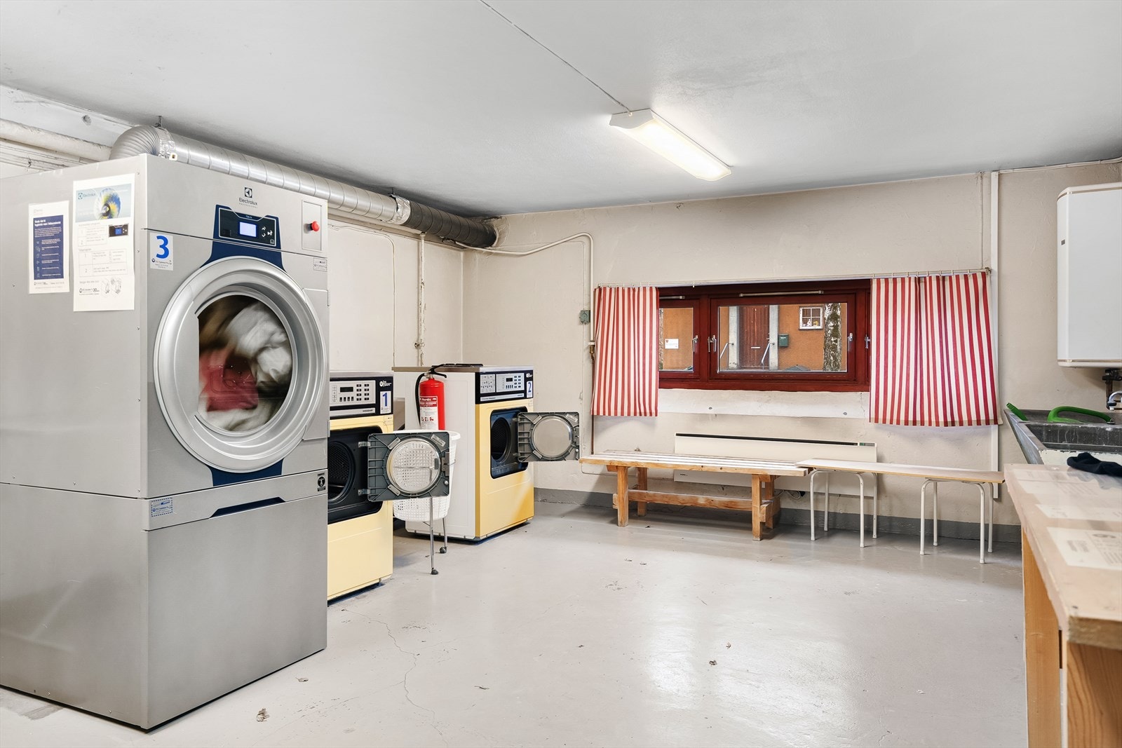 Felles vaskerom Galleribilde