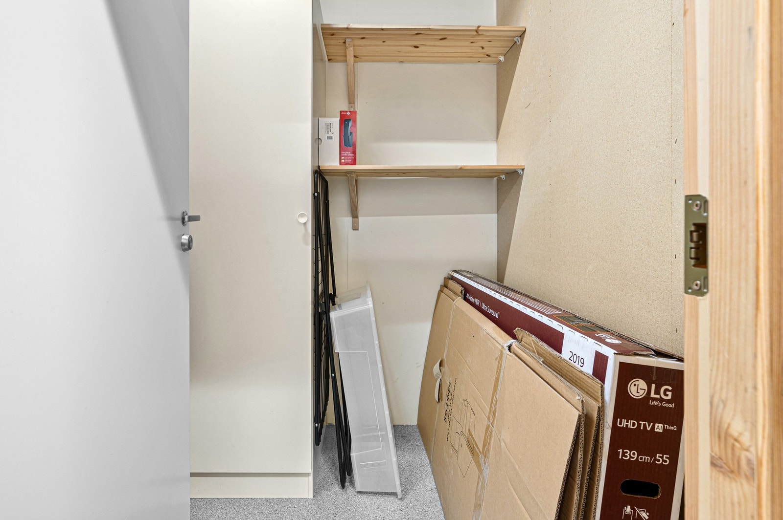 Her har man god plass til oppbevaring av ekstra utstyr. Galleribilde