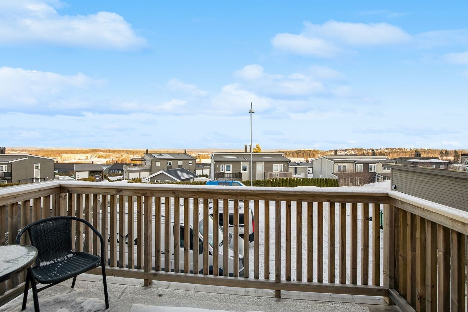 En flott balkong hvor fint vær og solrike dager kan nyes. Galleribilde