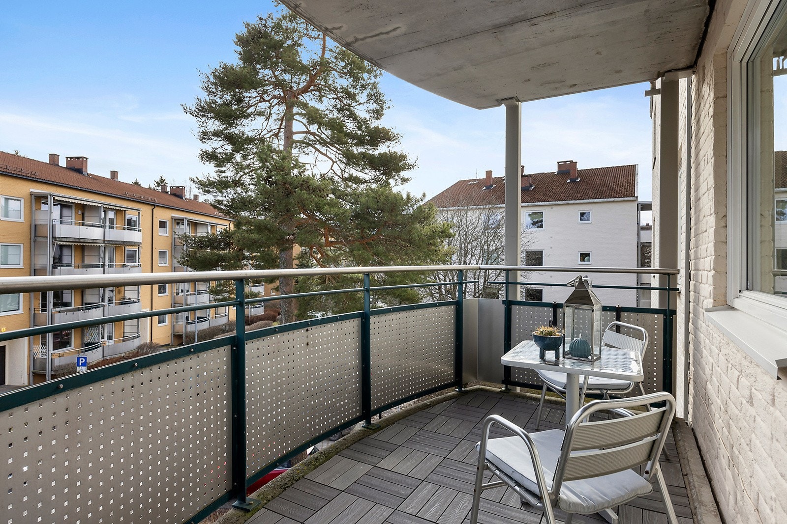 Syd-østvendt balkong på ca.7 kvm Galleribilde