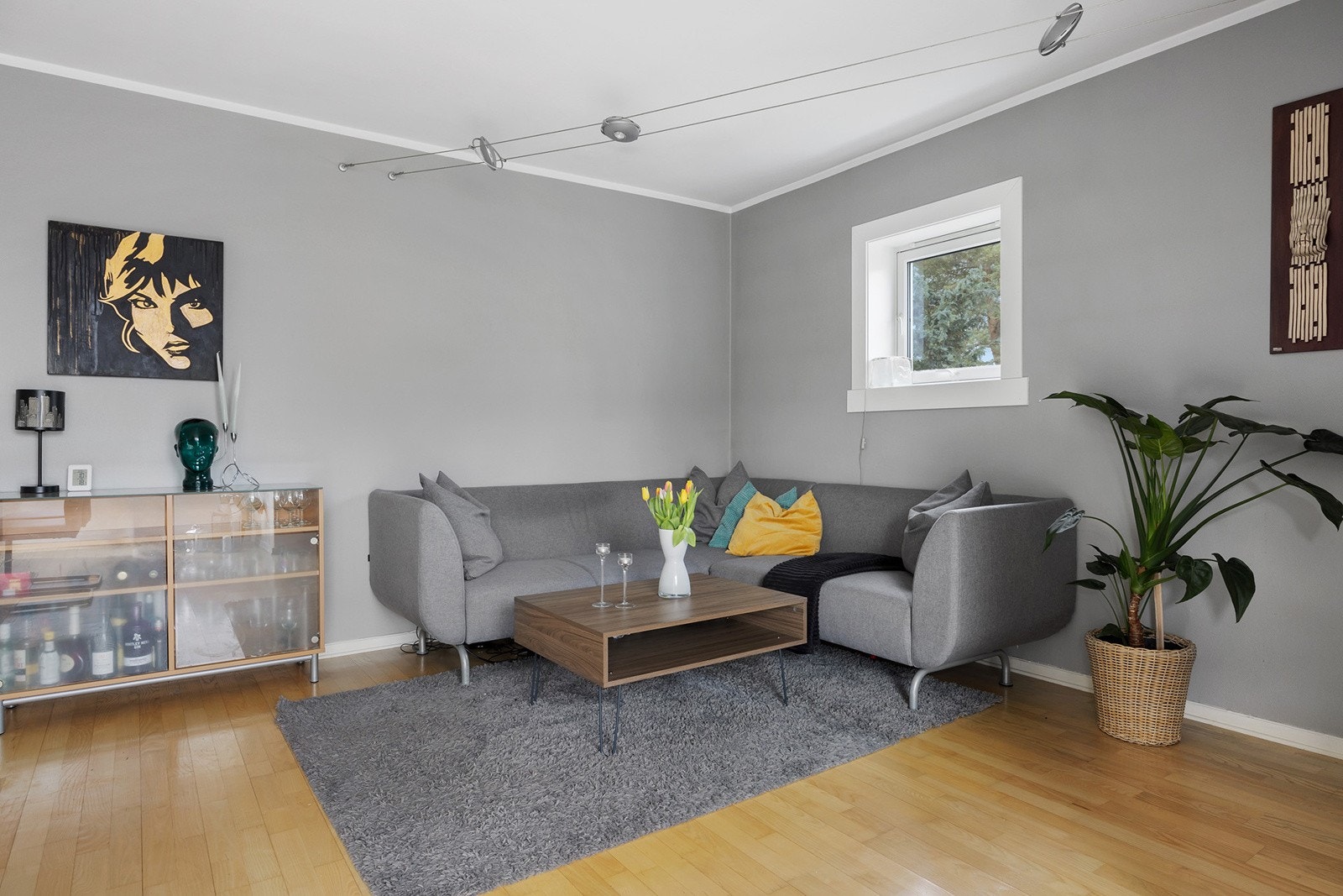 Plass til koselig sofagruppe. Galleribilde