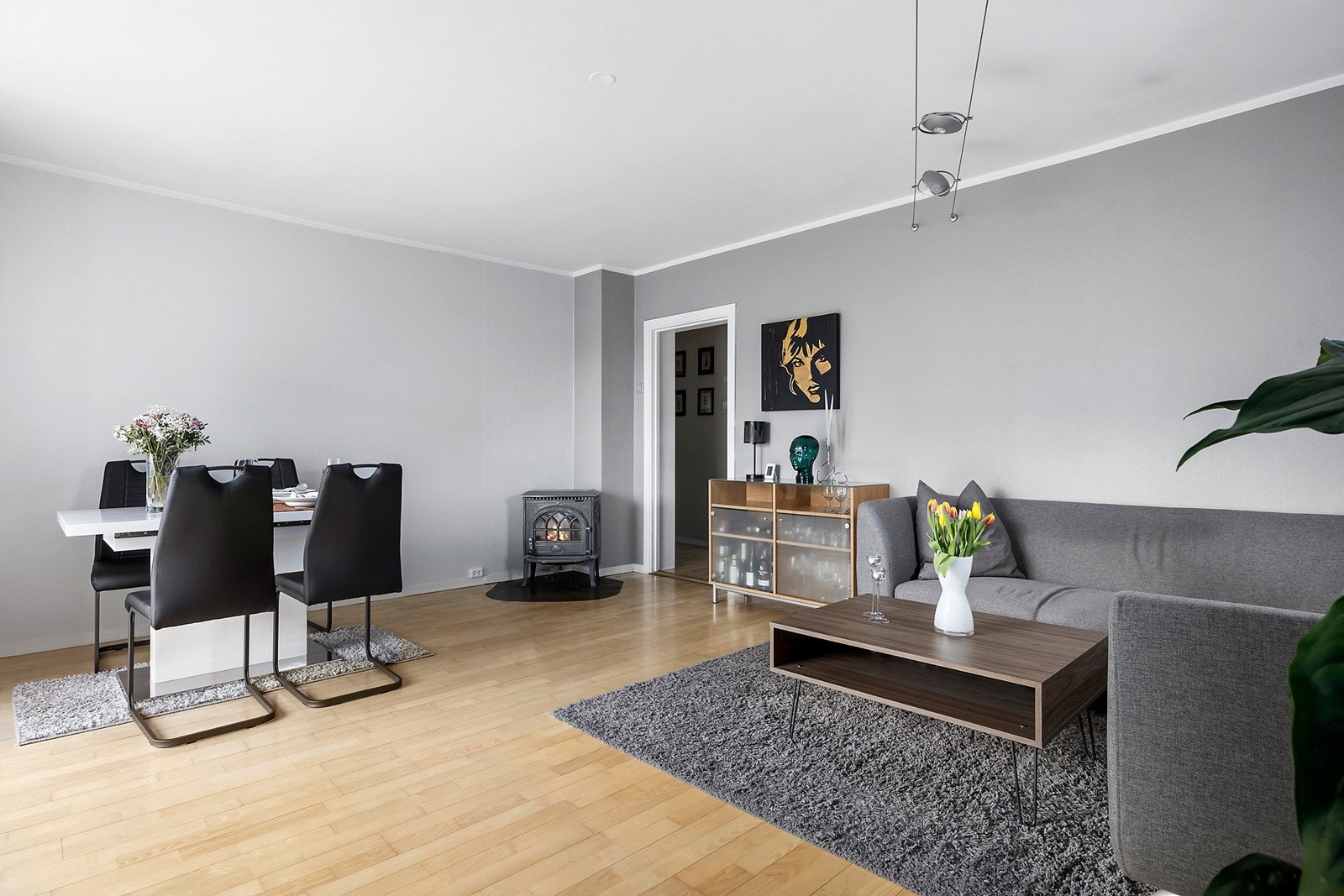 Lys og luftig stue Galleribilde