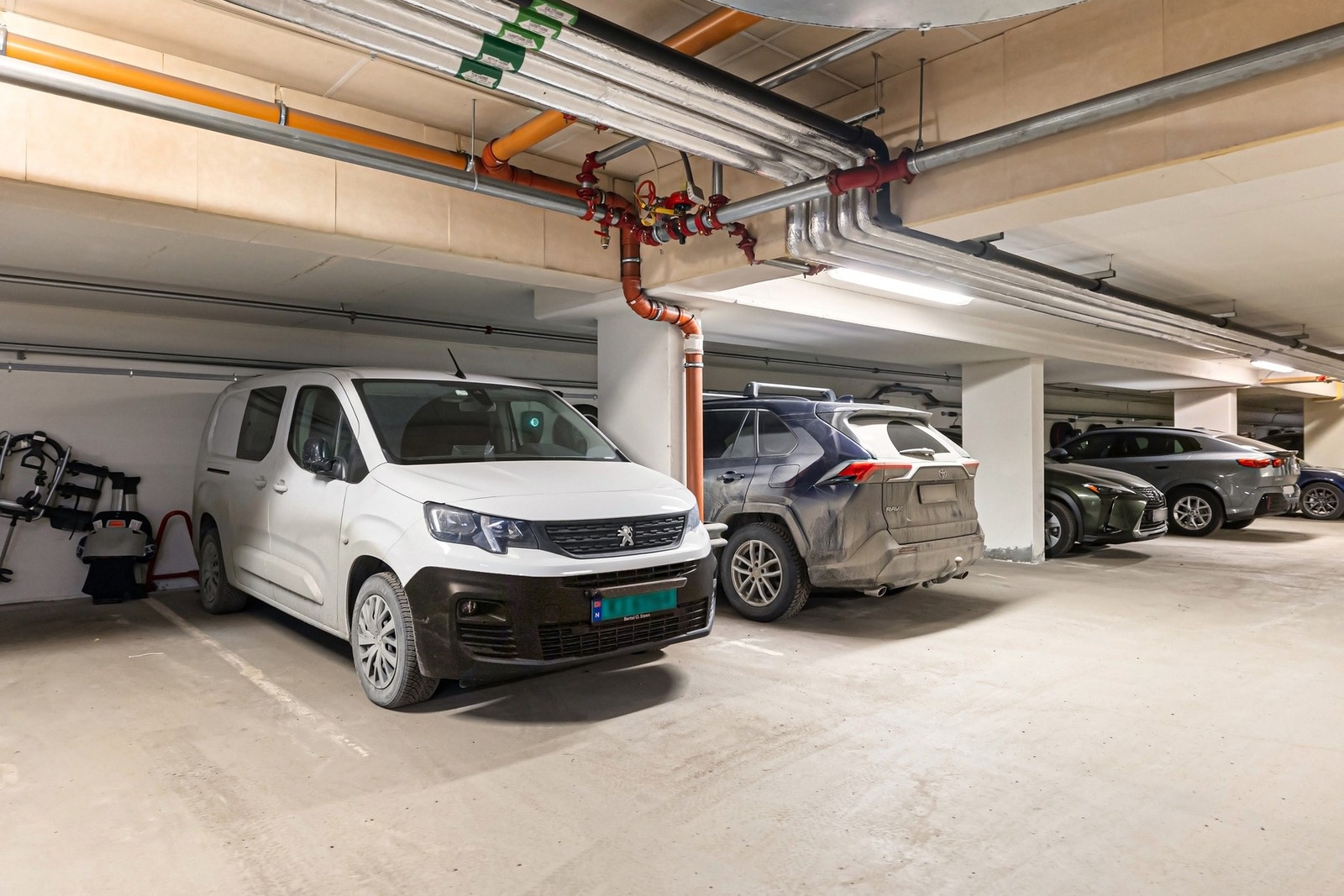 Det medfølger en garasjeplass i felles garasjeanlegg Galleribilde