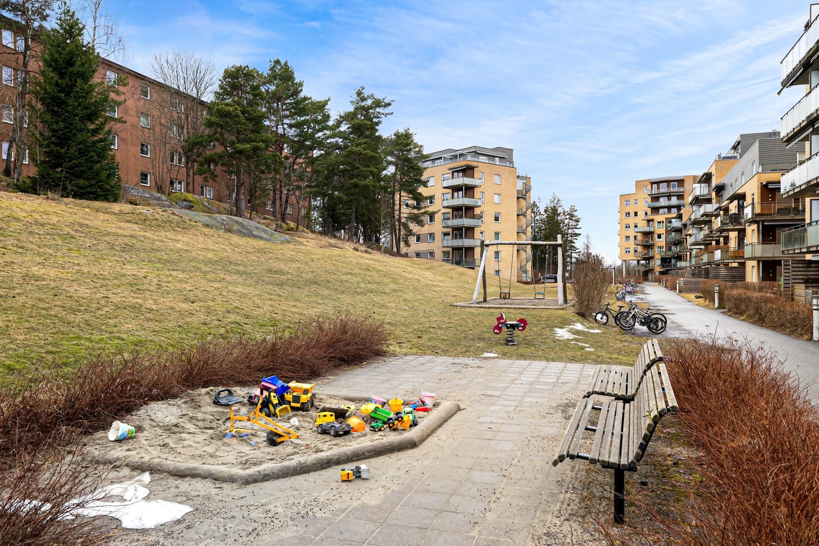 Hyggelig og pent opparbeidet fellesareal Galleribilde