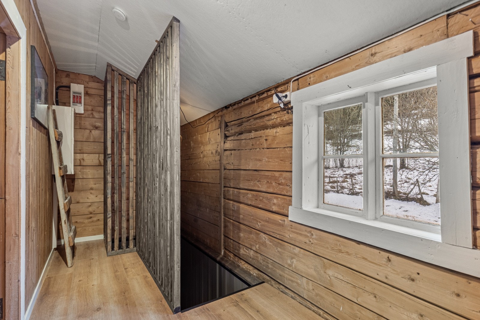 La oss ta turen opp i 2. etasjen Galleribilde