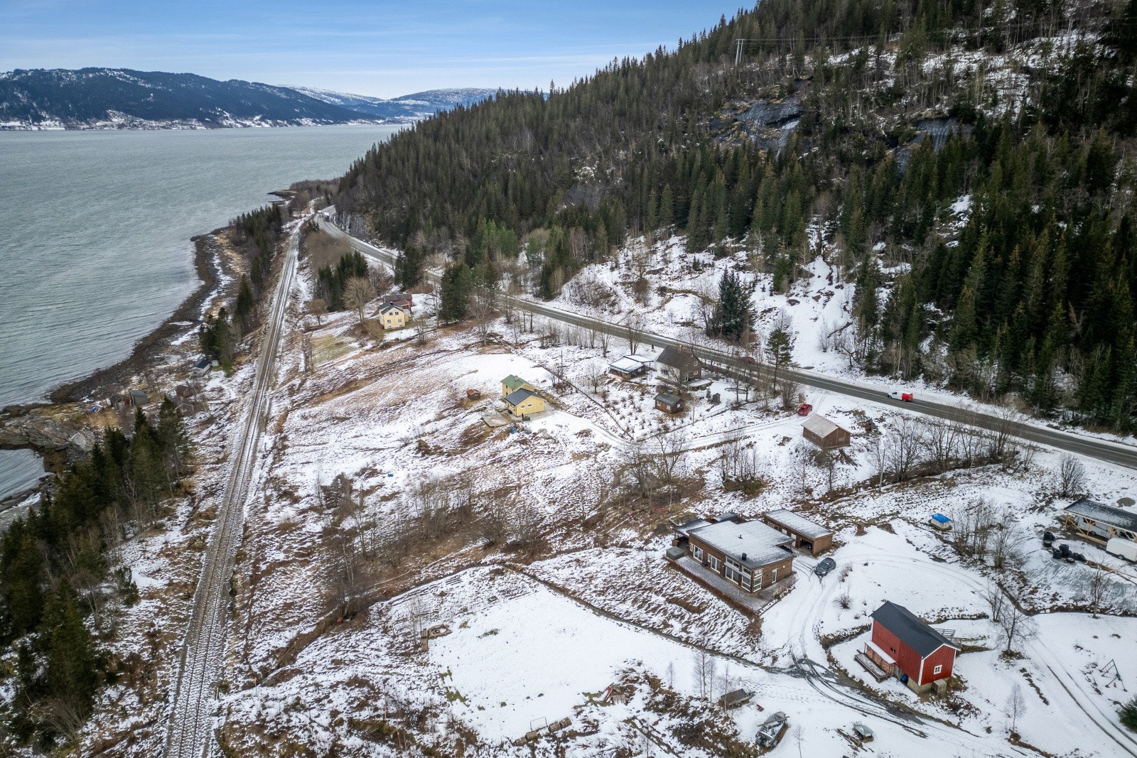 Man bruker kun 13 minutter med bil fra sentrum til eiendommen Galleribilde