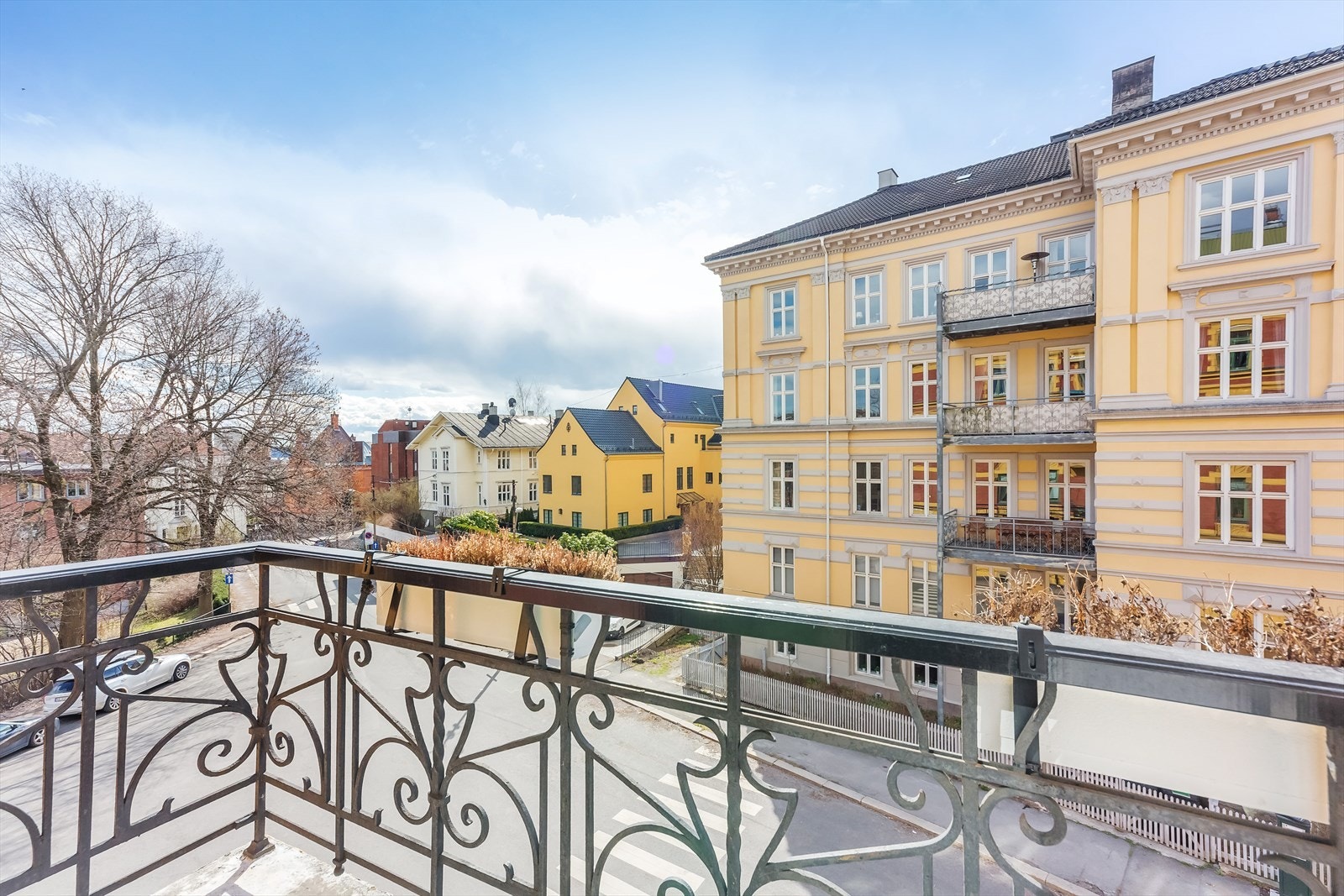 En sjelden mulighet i et av Oslos mest attraktive områder. En perle nær parker, caféer og byliv. Galleribilde