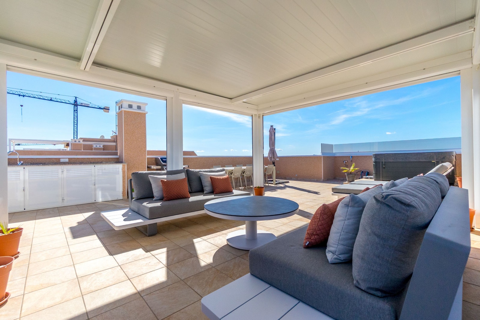 Soffagruppe på takterrassen Galleribilde