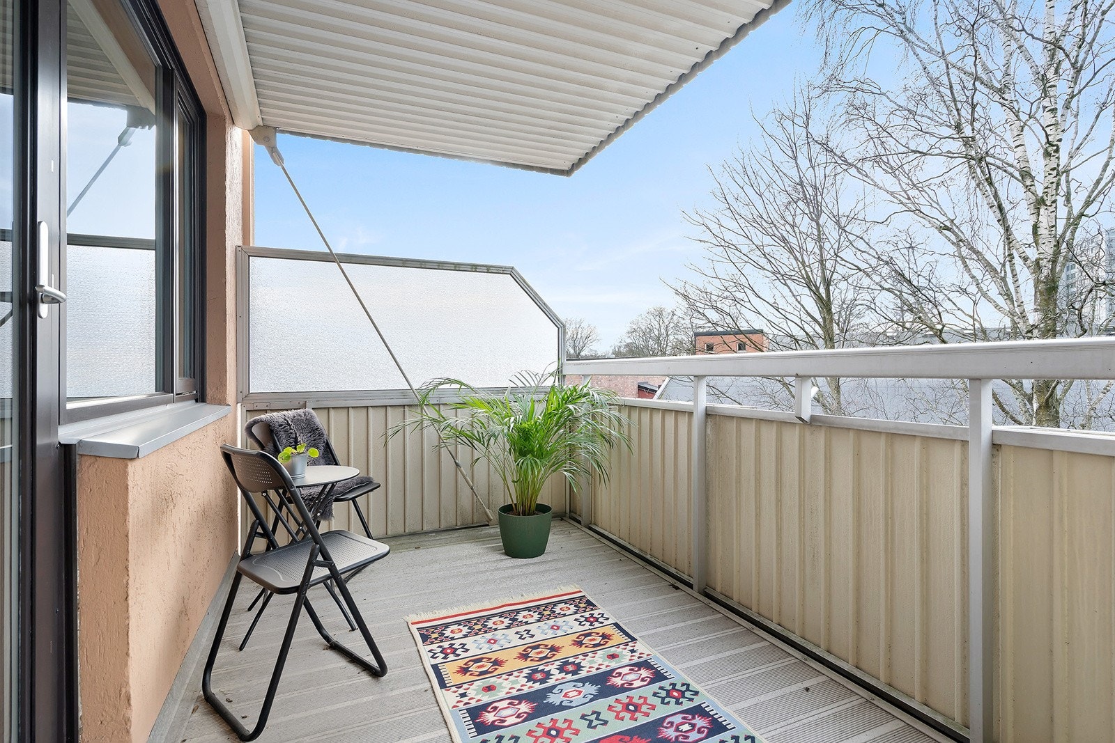 Stor balkong på 8 kvm. Galleribilde