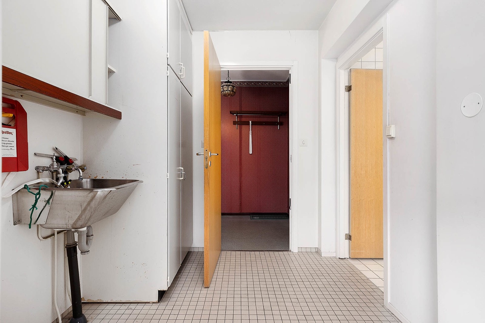 Innvendig bod/vaskemrom Galleribilde