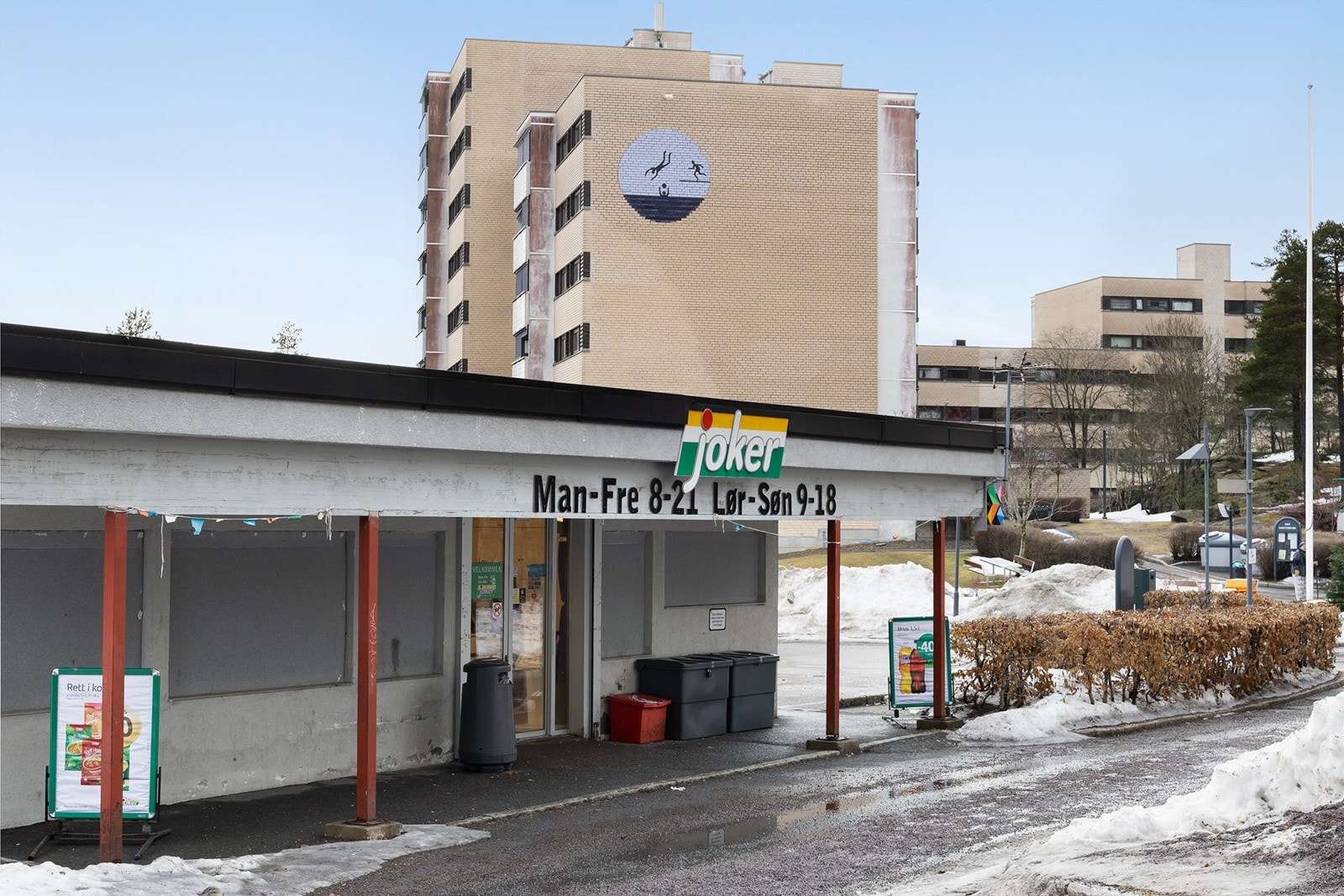 Nærbutikk like nedenfor blokken Galleribilde