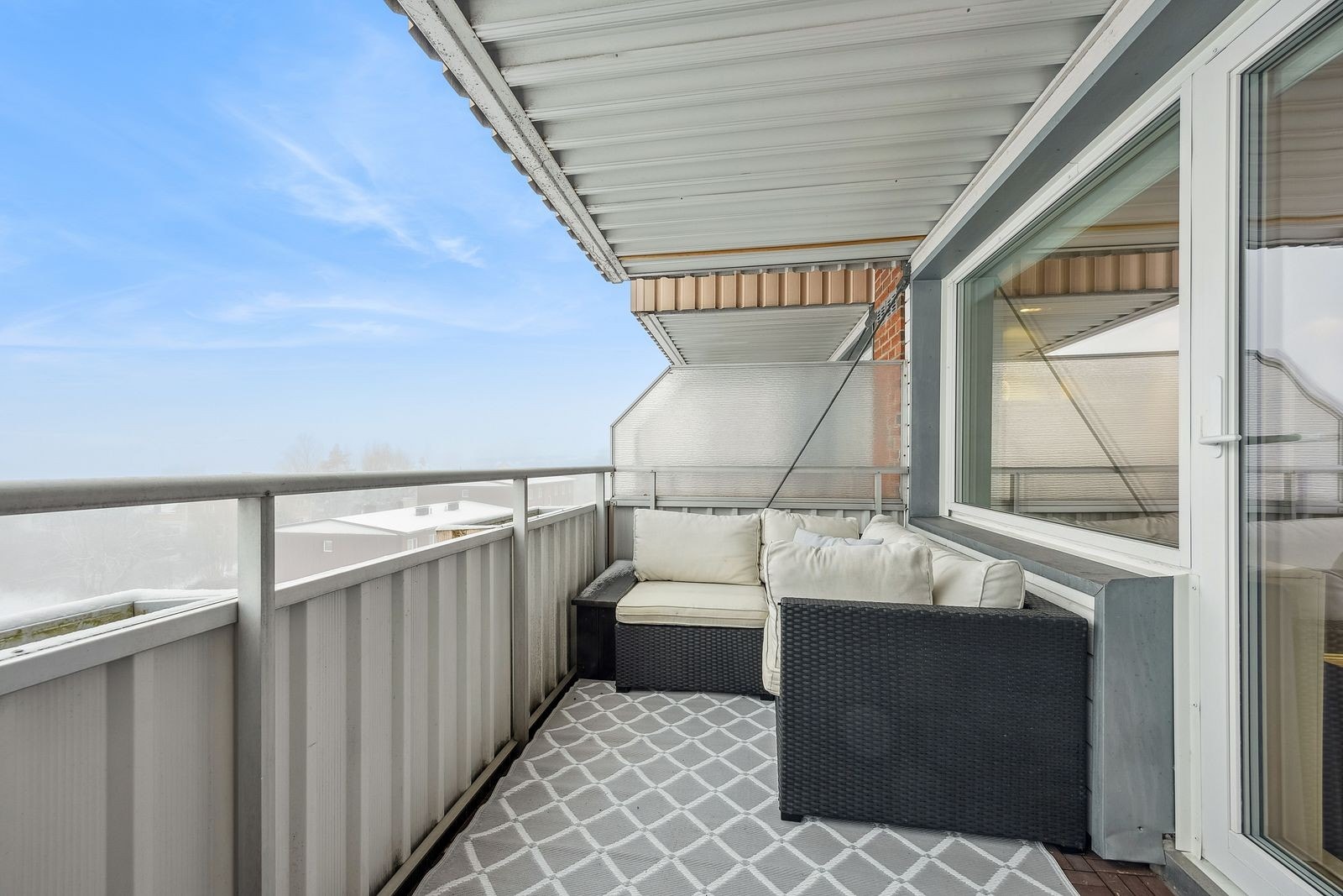 Stor balkong med flott utsikt Galleribilde