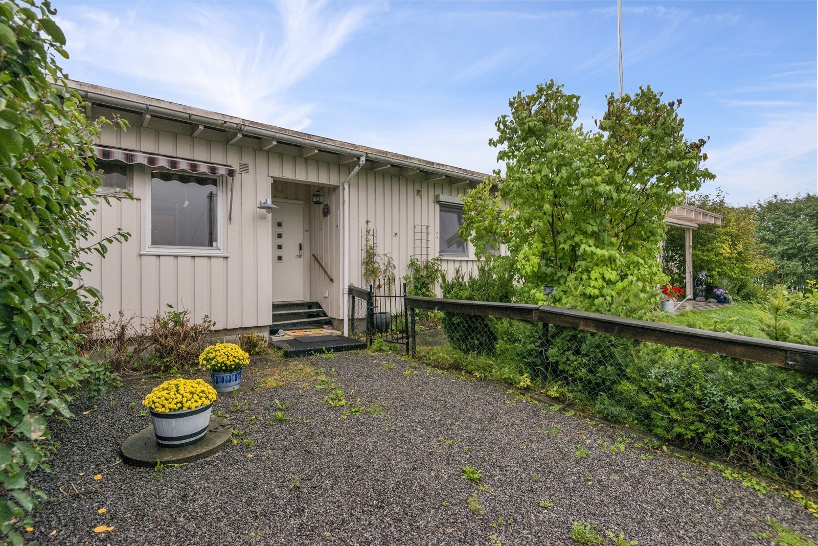 Inngangsparti. Galleribilde