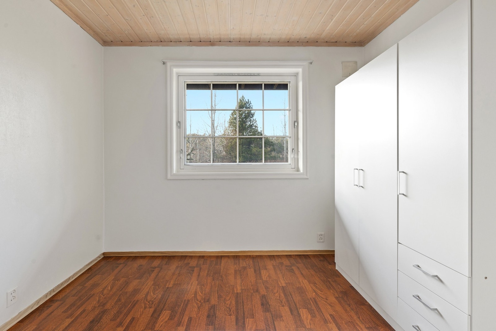 Soverom. Det er ikke søkt bruksendring på underetasjen. Galleribilde