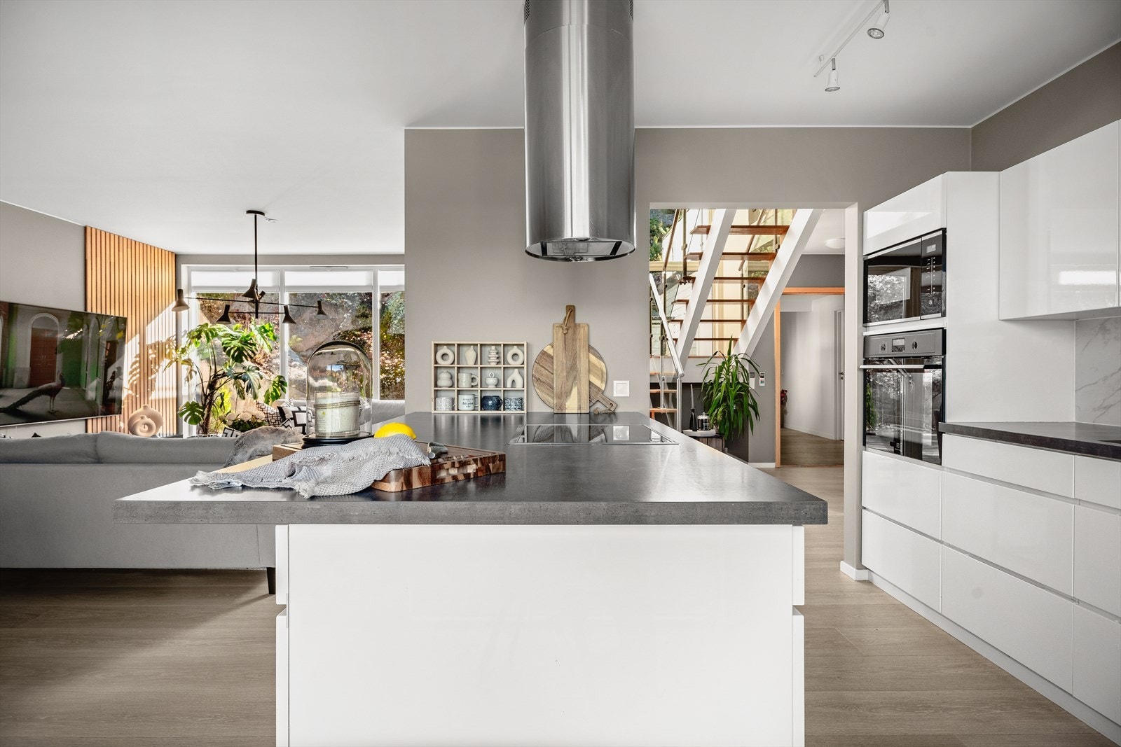 Kjøkkeninnredningen er fra kvalitetsleverandøren Sigdal kjøkken. Galleribilde