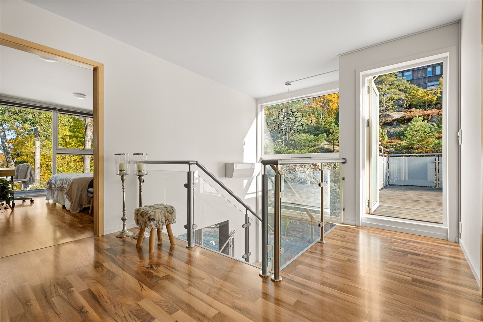 Utgang til terrasse. Galleribilde