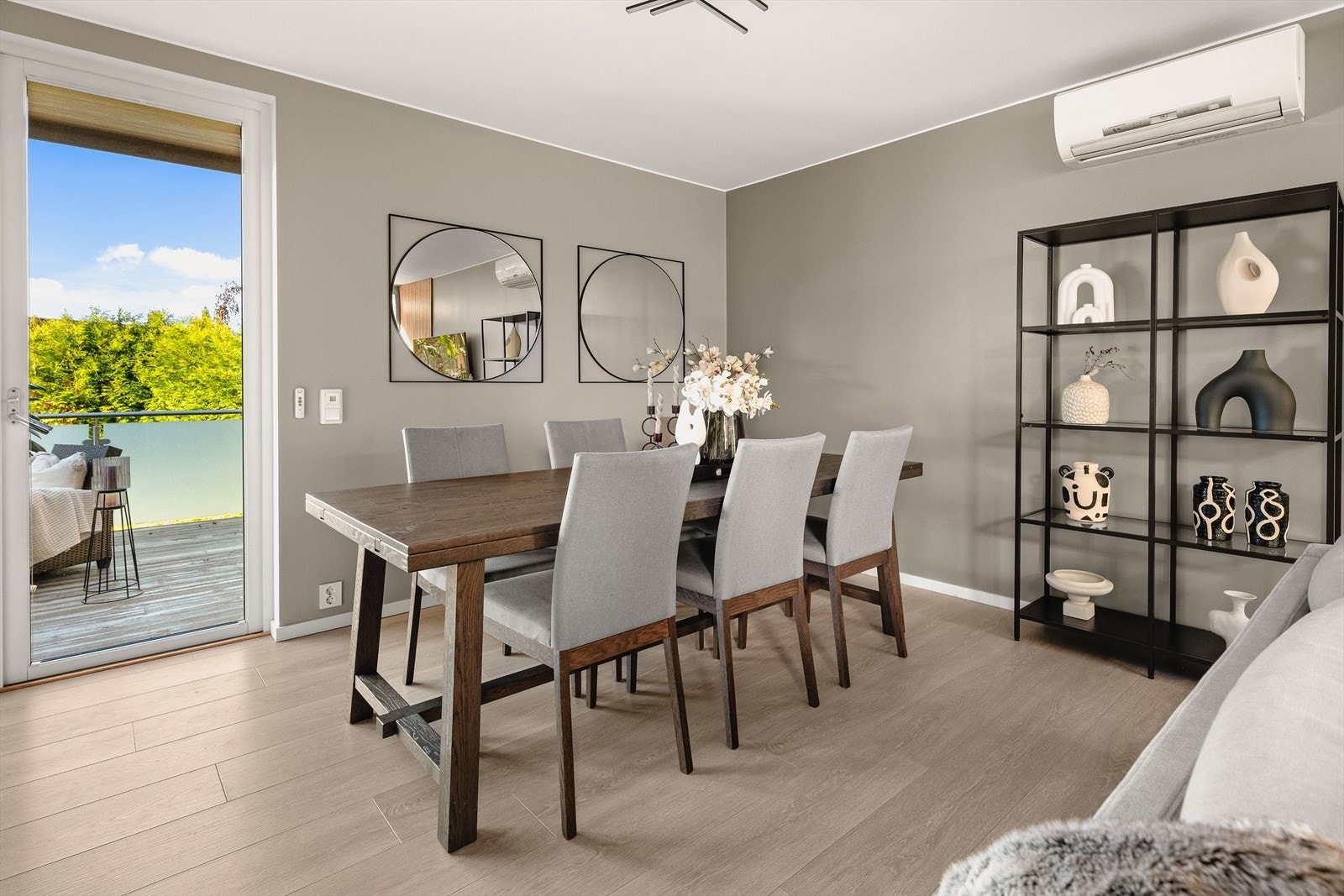 Det er montert varmepumpe i rommet. Galleribilde