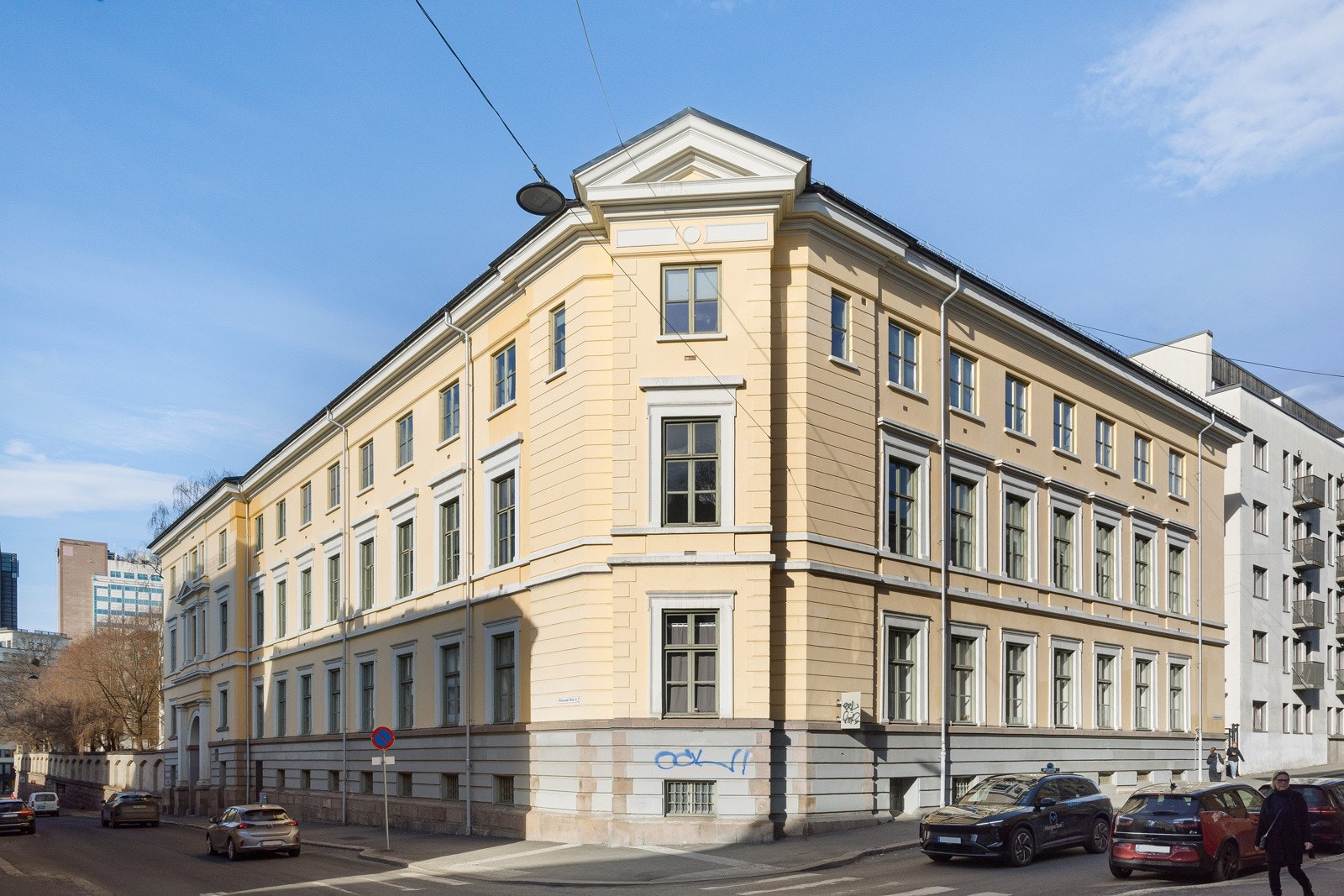 Boligen ligger i en ærverdig bygård fra 1901. Galleribilde