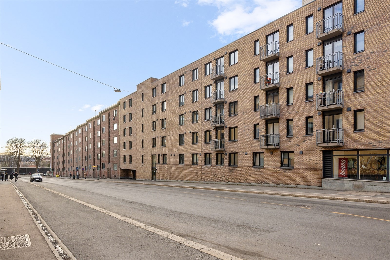 Grünerløkka er et vakkert boligområde. Idyllisk og med masse sjarm. Det er ikke nok å bare se området - det må oppleves. Galleribilde