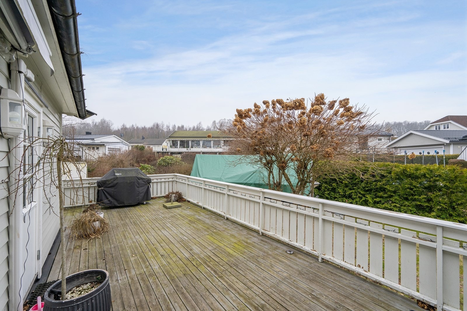 Romslig terrasse Galleribilde