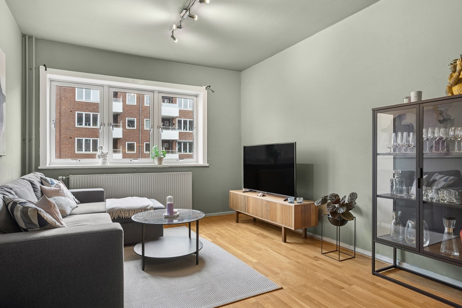 Leiligheten har en praktisk og fin planløsning der alle rom er av god størrelse. Galleribilde