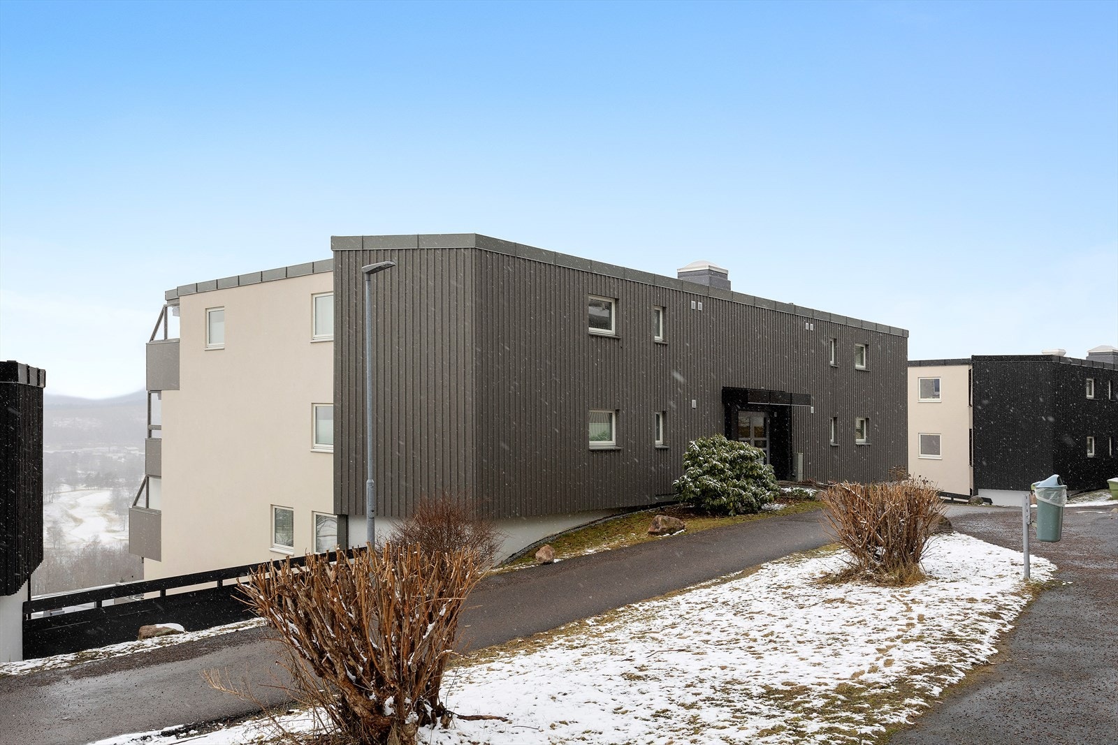 Stilren og tidløs fasade. Galleribilde