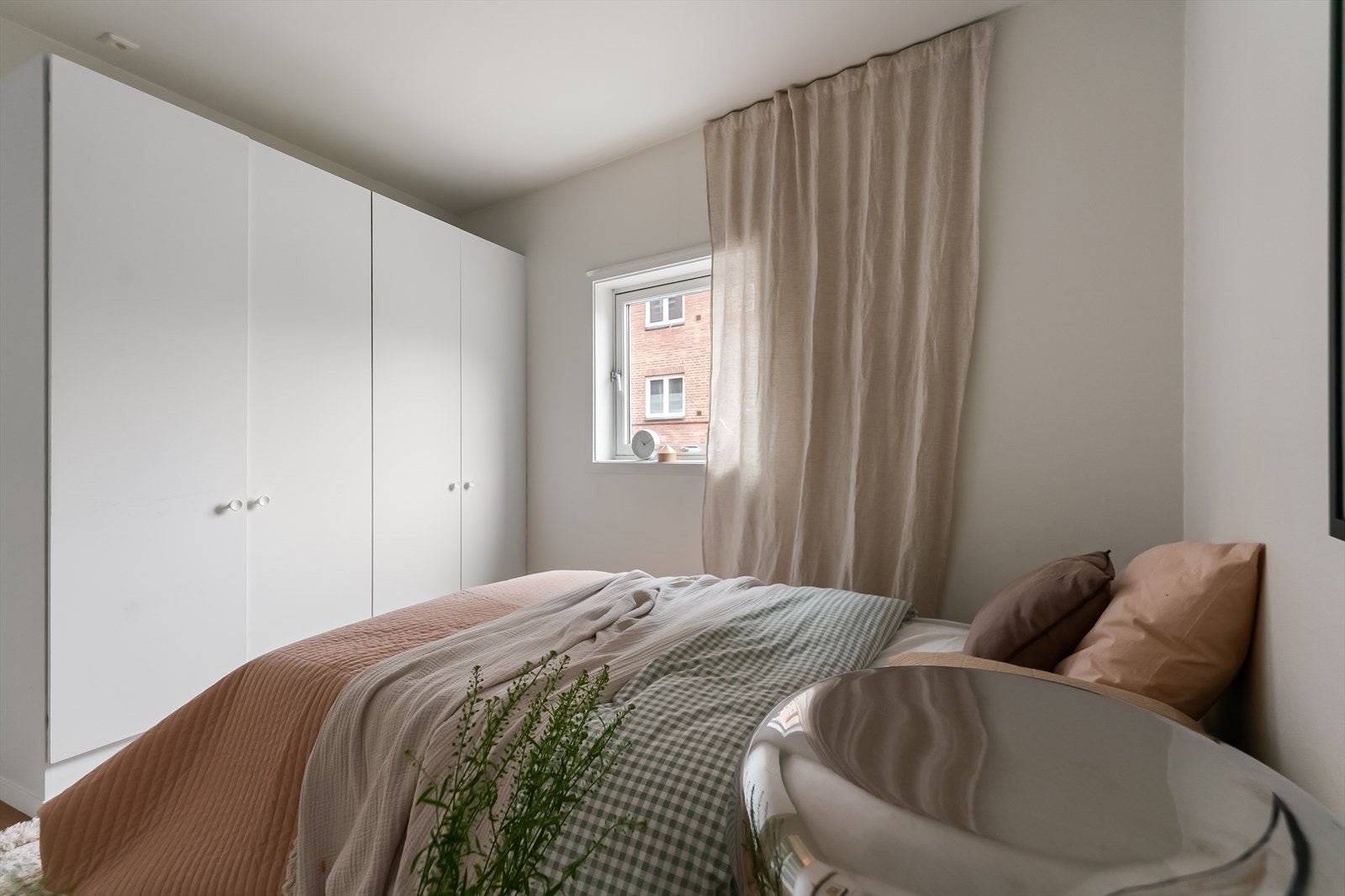 Soverom. Galleribilde