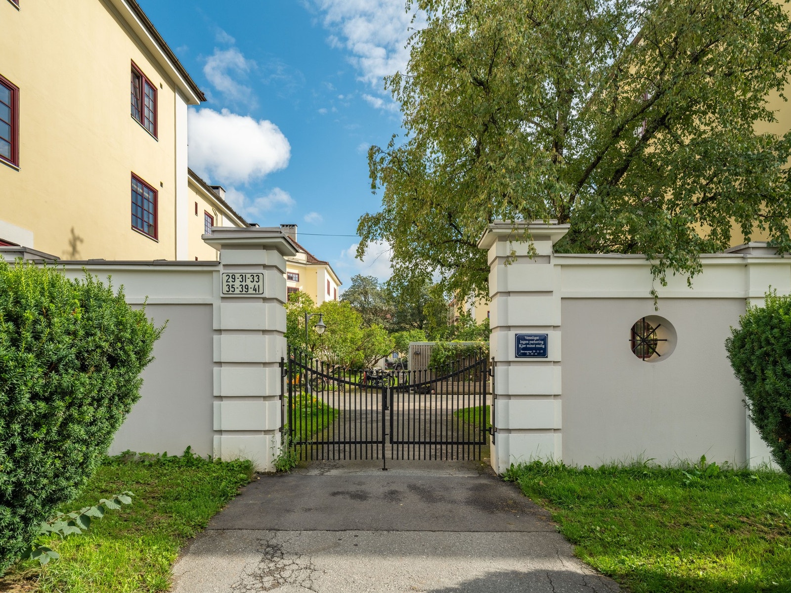 Leiligheten ligger nydelig til i populære Bjølsen borettslag, et borettslag bestående av 103 andeler. Galleribilde