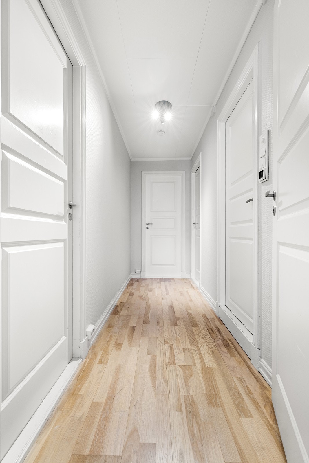 Korridor inn mot soverommene og bad. Galleribilde