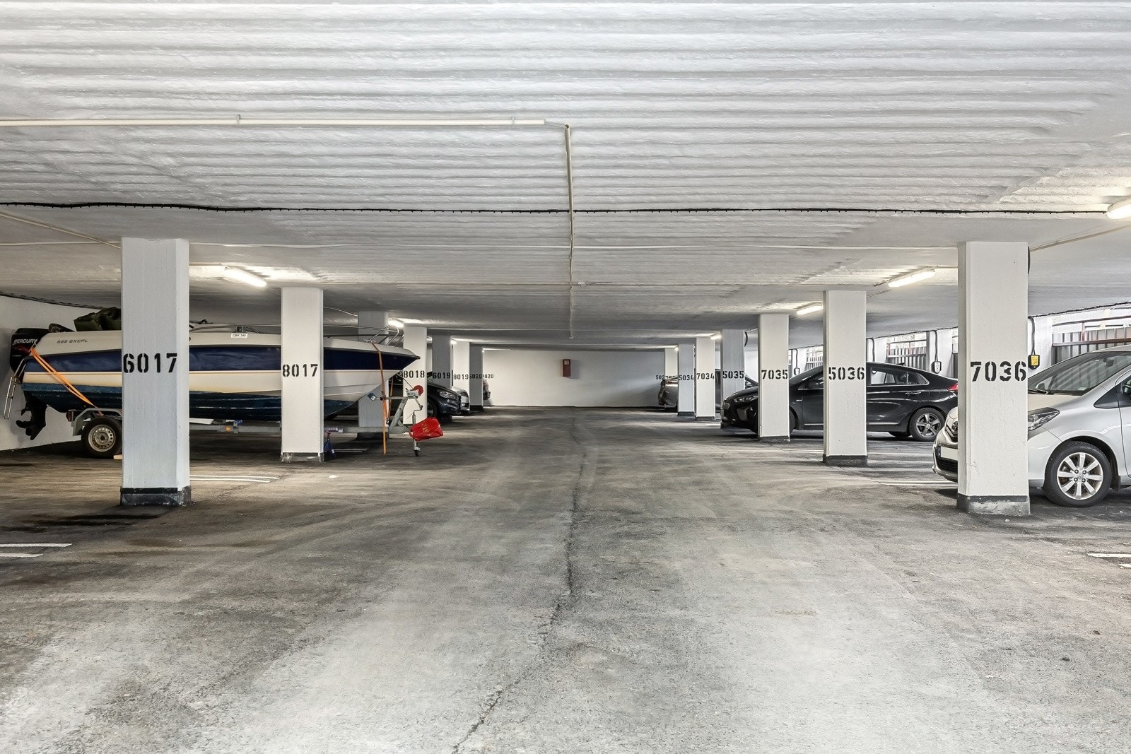 Det medfølger en biloppstillingsplass i felles lukket garasjeanlegg. Infrastruktur for elbillader Galleribilde