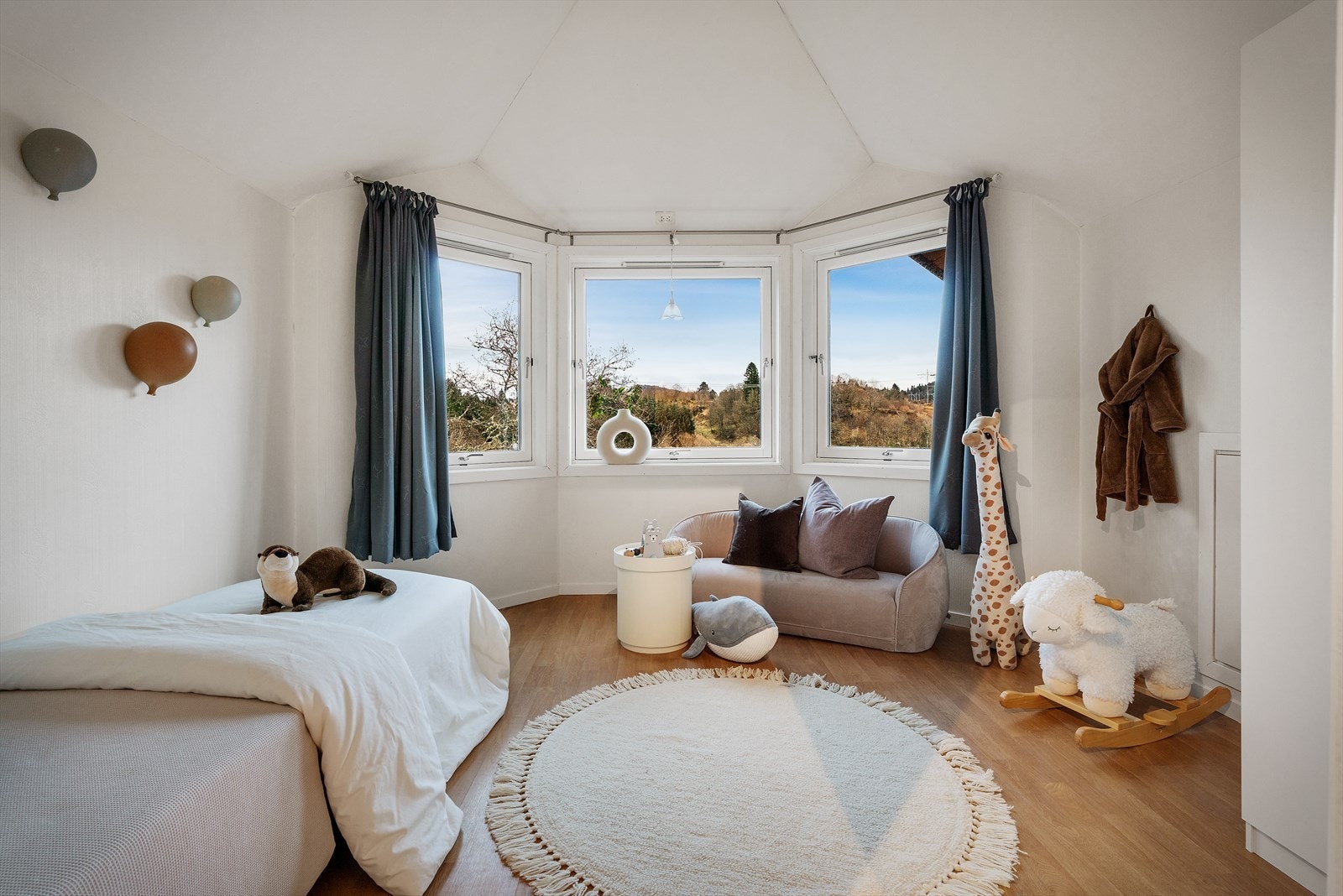 - Lyst og koselig soverom på ca. 8 m² - Galleribilde
