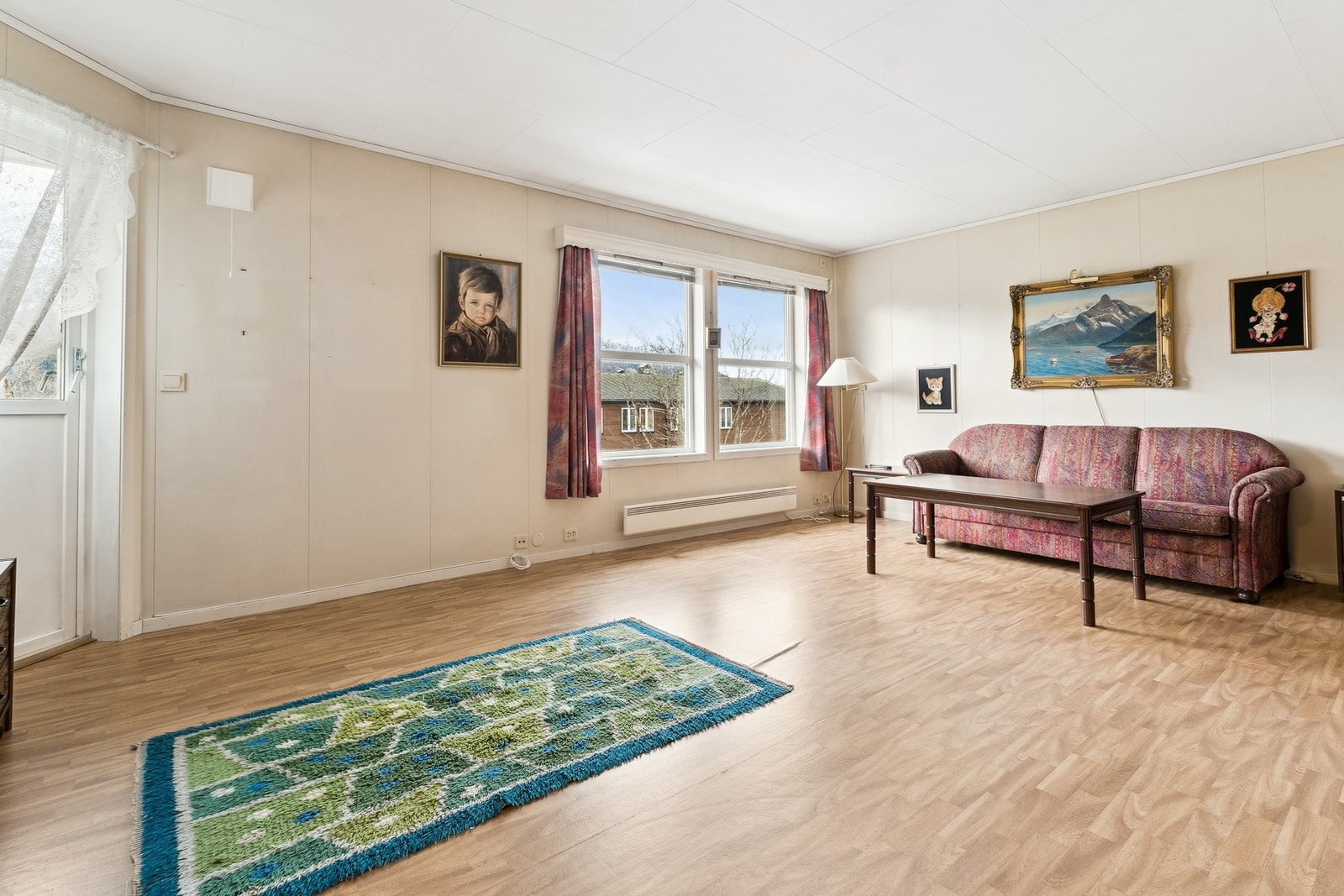 Leiligheten er i 2.etg, og er sydvendt Galleribilde